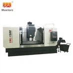 Centre d'usinage de fraisage